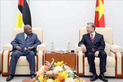 Góp phần thúc đẩy quan hệ hợp tác Việt Nam - Mozambique