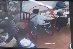 Hình ảnh trích xuất từ camera tại quán phở mà nam Tiktoker tố đuổi khách ghi lại những gì?