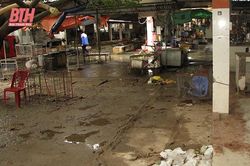 Nỗi lo vệ sinh môi trường tại nhiều chợ dân sinh