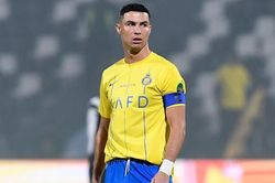 Ronaldo gửi thông điệp thách thức sau khi Messi giành FIFA The Best