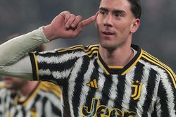 Vlahovic rực sáng, Juventus thổi hơi nóng vào gáy Inter Milan