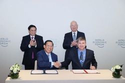 TP. Hồ Chí Minh và WEF ký kết thỏa thuận hợp tác thành lập Trung tâm cách mạng công nghiệp lần thứ 4