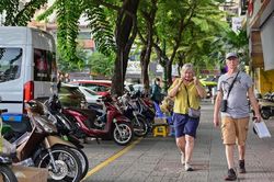 TP.HCM xin ý kiến 2 bộ để gỡ vướng khi triển khai thu phí vỉa hè