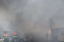 Hà Tĩnh: Cháy lớn tại xưởng gỗ công nghiệp, thiệt hại hàng tỷ đồng