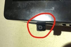 Kiểm tra xem có camera ẩn trong phòng hay không với 3 cách này!