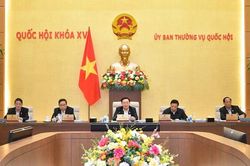Ủy ban Thường vụ Quốc hội tiến hành phiên họp trong Kỳ họp bất thường lần thứ 5