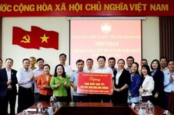 Phú Yên: Tiếp nhận hỗ trợ xây dựng 100 căn nhà Đại đoàn kết và 2.000 suất quà Tết