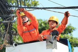 Bộ Công Thương yêu cầu EVN xây dựng cơ chế giá điện hai thành phần