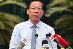 Chủ tịch UBND TPHCM phê bình thủ trưởng 7 sở, ngành vì tham mưu chậm