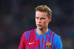 Barca báo tin kém vui tới De Jong và Pedri