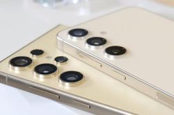 Galaxy S24 so găng đối thủ: Phần cứng quen thuộc, AI mới