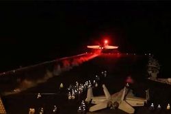 Mỹ tấn công vào hàng loạt tên lửa chuẩn bị phóng của Houthi