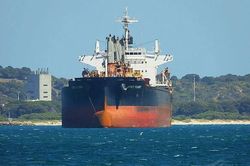 Máy bay không người lái tấn công tàu chở hàng của Mỹ ở Vịnh Aden