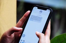 Nhiều người bị lừa tiền tỷ với 'dịch vụ công giả mạo'