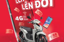 Viettel Sơn La hỗ trợ khách hàng chuyển đổi từ điện thoại 2G lên 4G