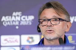 HLV Troussier: Tuyển Việt Nam đấu Indonesia để khẳng định vị thế