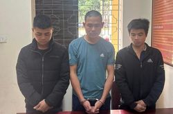 Nghệ An: Lao xe vào tổ công tác khiến 1 CSGT bị thương rồi bỏ trốn