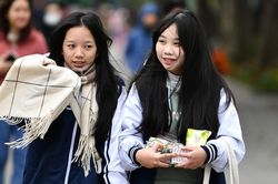 Dự báo thời tiết ngày 19/1/2024: Hà Nội bừng nắng ấm trước đợt mưa, rét đậm