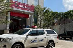 Truy bắt 2 đối tượng cướp ngân hàng ở Quảng Nam