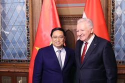 Việt Nam mong muốn tăng cường quan hệ hữu nghị truyền thống với Hungary