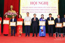 Phú Bình: Khen thưởng nhiều tập thể, cá nhân tiêu biểu trong phong trào thi đua yêu nước