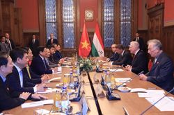 Thủ tướng Chính phủ Phạm Minh Chính hội kiến Phó Chủ tịch Quốc hội Hungary