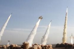 Pakistan và Iran tiến hành các cuộc tấn công trả đũa