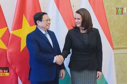 Thủ tướng Phạm Minh Chính hội kiến Tổng thống Hungary
