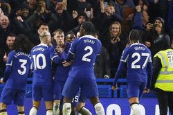 Bảng xếp hạng Ngoại hạng Anh vòng 21: Liverpool vững ngôi đầu