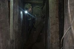 Israel phát hiện mê cung bí mật của Hamas dưới lòng đất