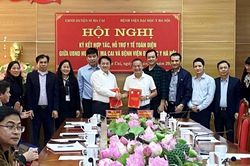 Đại học Y Hà Nội hỗ trợ chuyên môn và đào tạo cán bộ y tế cho huyện vùng cao khó khăn nhất Lào Cai
