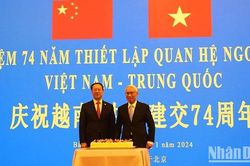 Kỷ niệm 74 năm quan hệ ngoại giao Việt Nam-Trung Quốc