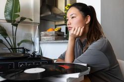Chưa về quê ăn Tết mà tôi đã lo sốt vó với số tiền phải tiêu tốn