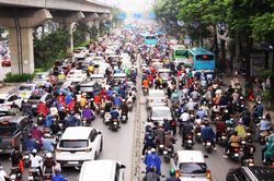 Điểm danh những tuyến đường đang 'cõng' lượng phương tiện quá tải