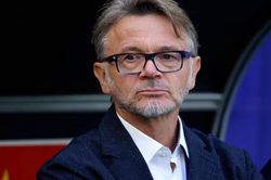 HLV Troussier nhắc 8 trận thua của tuyển Việt Nam ở vòng loại World Cup 2022