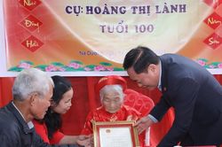 Chủ tịch nước gửi Thiếp mừng thọ đến 757 công dân tròn 100 tuổi