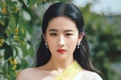 Rộ tin Lưu Diệc Phi chia tay bạn trai hẹn hò lâu năm, còn bị nhà trai chỉ trích ngược