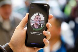 Apple ra mắt iOS 17.3 với tính năng chống trộm