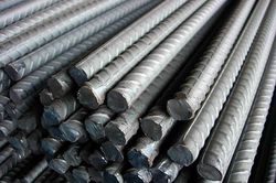 Giá thép hôm nay 24/1: Nguyên liệu đẩy giá thép giao dịch tăng