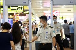 Siết chặt kiểm soát an ninh hàng không dịp Tết Nguyên đán