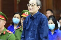 Liên quan Công ty Việt Á: Cựu Giám đốc Bệnh viện Thủ Đức tiếp tục bị đề nghị truy tố
