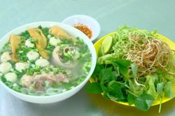 Bún mọc Hố Nai ăn hoài vẫn nhớ