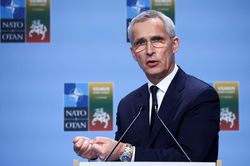 Tổng thư ký NATO: 'Không có mối đe dọa trực tiếp từ Nga'