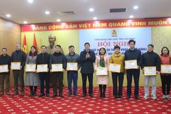 Công đoàn Viên chức tỉnh khen thưởng 92 tập thể, cá nhân có thành tích xuất sắc trong phong trào, hoạt động công đoàn