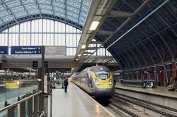 Tuyến đường sắt London-Paris mất khách vì giá vé quá cao