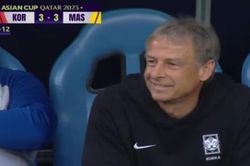 HLV Klinsmann cười tươi khi bị Malaysia gỡ hòa, Hàn Quốc 'né' Nhật Bản thành công