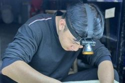 Nghề lạ ở Hà Nội: Phẫu thuật thẩm mỹ cho cá, sơ sẩy 'bay' cả chiếc ô tô