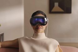 Kính thực tế ảo Vision Pro của Apple nhận hàng trăm nghìn đơn đặt hàng