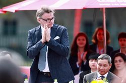 VFF vẫn kiên nhẫn với HLV Troussier