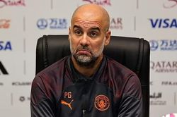 Pep Guardiola thách thức 'sếp cũ' xoay chuyển vận mệnh của MU